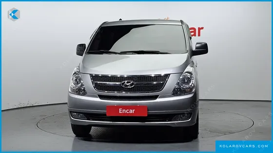 HYUNDAI STAREX 5-SEATER VAN