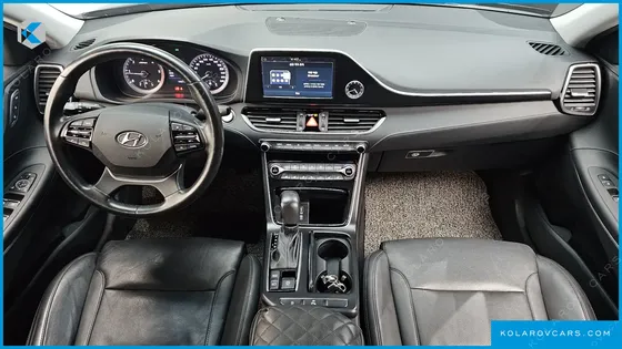 HYUNDAI GRANDEUR 2.2 DIESEL PREMIUM
