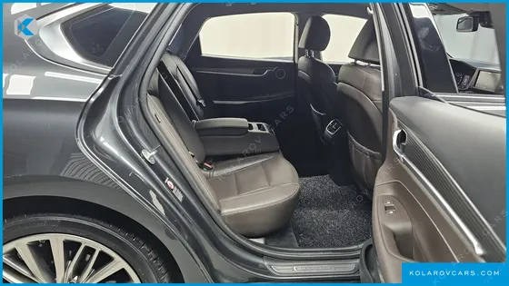 HYUNDAI GRANDEUR 2.4 PREMIUM