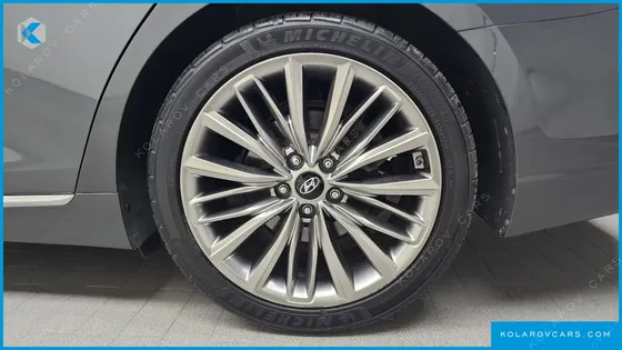 HYUNDAI GRANDEUR 2.4 PREMIUM