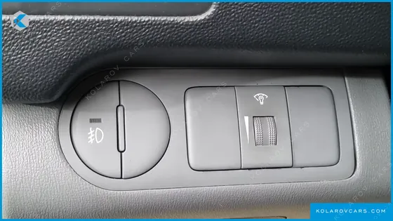 HYUNDAI STAREX 11-SEATER WAGON