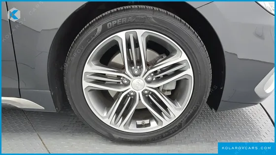 HYUNDAI GRANDEUR 2.4 PREMIUM