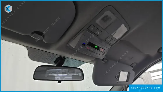 HYUNDAI STAREX GUARD CAR OF CHILDREN