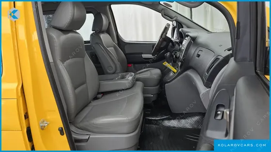 HYUNDAI STAREX GUARD CAR OF CHILDREN
