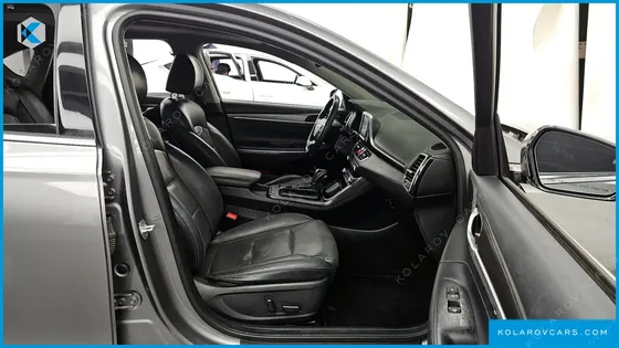 HYUNDAI GRANDEUR 2.4 PREMIUM