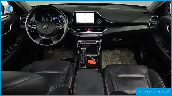 HYUNDAI GRANDEUR 2.2 DIESEL PREMIUM