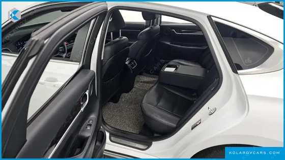 HYUNDAI GRANDEUR 2.2 DIESEL PREMIUM