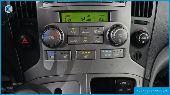 HYUNDAI STAREX 11-SEATER WAGON