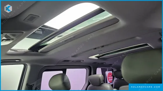 HYUNDAI STAREX 11-SEATER WAGON