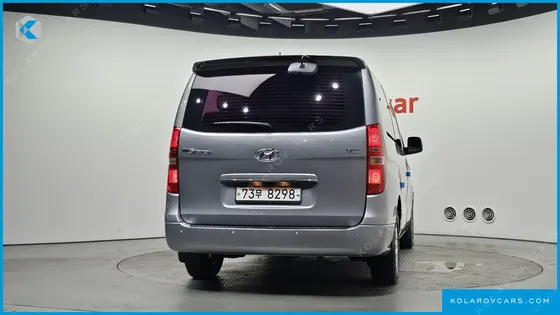HYUNDAI STAREX 12-SEATER WAGON