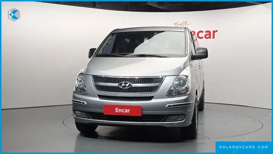 HYUNDAI STAREX 12-SEATER WAGON