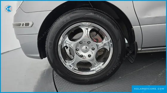 HYUNDAI STAREX 12-SEATER WAGON