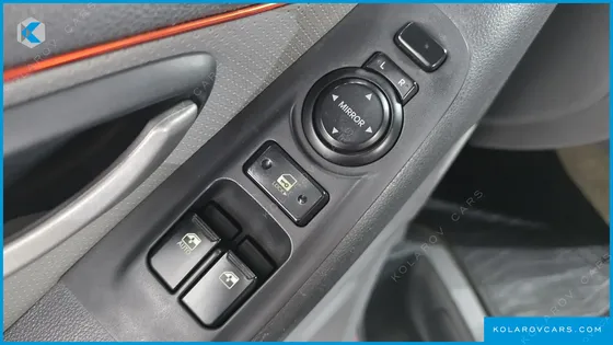 HYUNDAI STAREX 12-SEATER WAGON