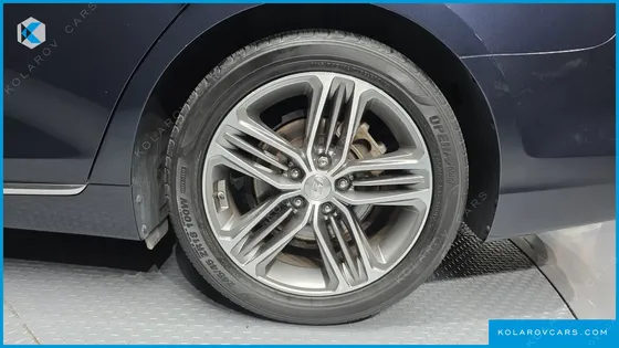 HYUNDAI GRANDEUR 3.0 EXCLUSIVE