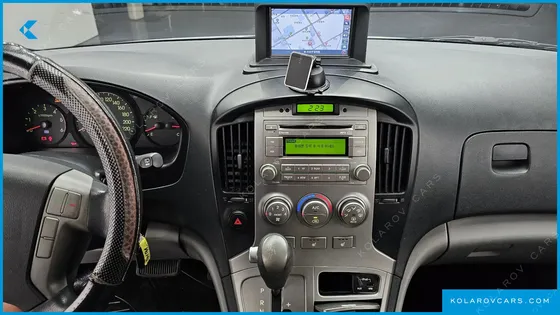 HYUNDAI STAREX CAMPING CAR