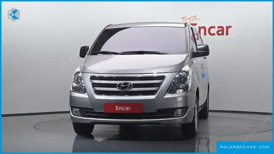 HYUNDAI STAREX 3-SEATER VAN