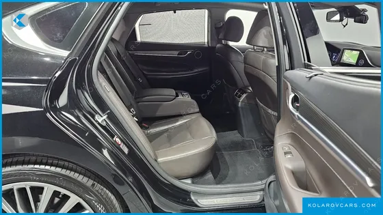 HYUNDAI GRANDEUR 2.4 PREMIUM
