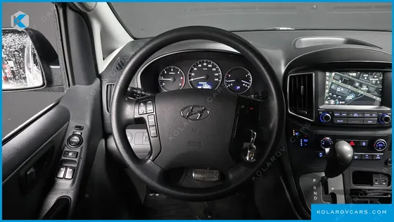 HYUNDAI STAREX 12-SEATER WAGON