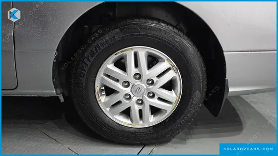 HYUNDAI STAREX 12-SEATER WAGON