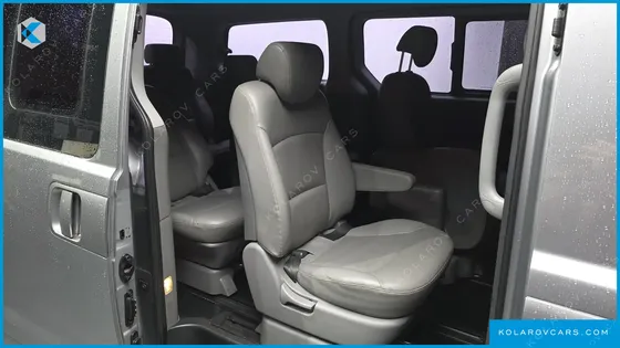 HYUNDAI STAREX 12-SEATER WAGON