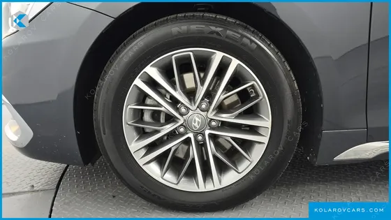 HYUNDAI GRANDEUR 2.4 PREMIUM