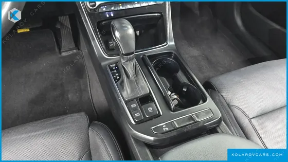 HYUNDAI GRANDEUR 2.4 PREMIUM