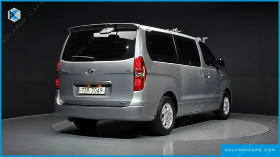 HYUNDAI STAREX 12-SEATER WAGON