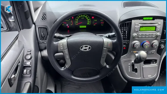 HYUNDAI STAREX 12-SEATER WAGON