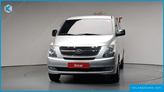 HYUNDAI STAREX 12-SEATER WAGON