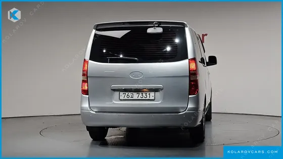 HYUNDAI STAREX 12-SEATER WAGON