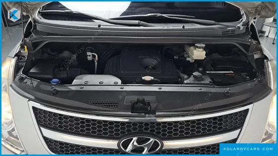 HYUNDAI STAREX 12-SEATER WAGON
