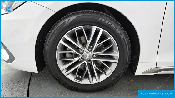 HYUNDAI GRANDEUR 2.4 MODERN