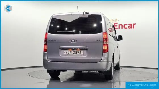 HYUNDAI STAREX 12-SEATER WAGON