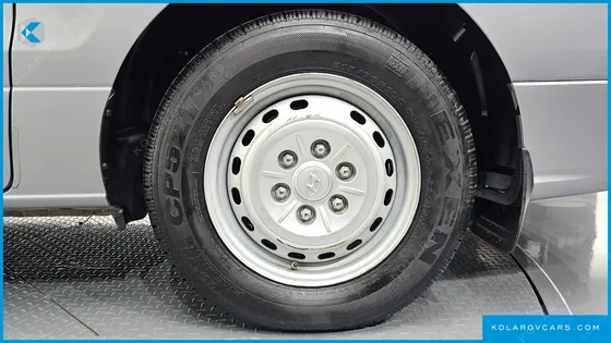 HYUNDAI STAREX 12-SEATER WAGON