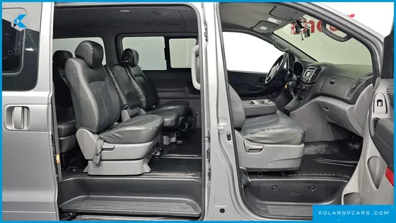 HYUNDAI STAREX 12-SEATER WAGON