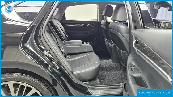 HYUNDAI GRANDEUR 2.4 PREMIUM