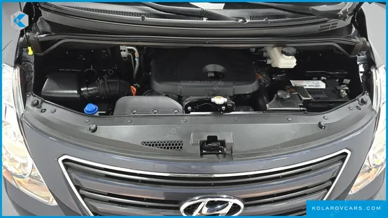 HYUNDAI STAREX 4WD 11-SEATER WAGON