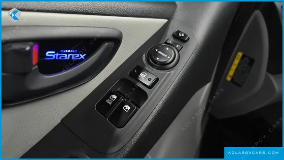 HYUNDAI STAREX 4WD 11-SEATER WAGON