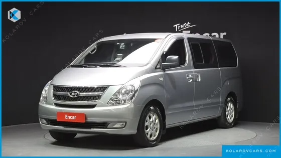 HYUNDAI STAREX 5-SEATER VAN