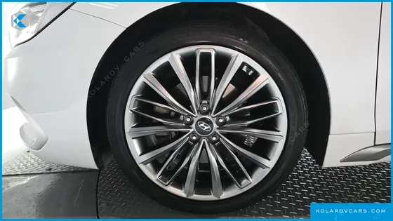 HYUNDAI GRANDEUR 2.4 PREMIUM