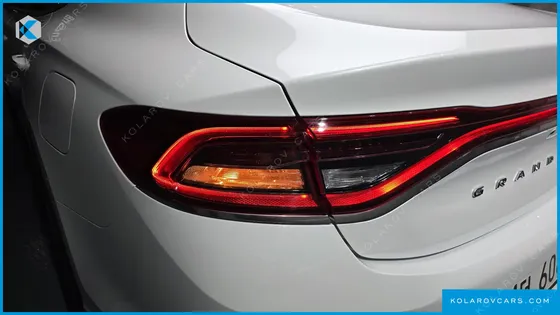 HYUNDAI GRANDEUR 2.4 PREMIUM