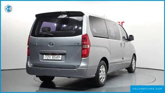 HYUNDAI STAREX 11-SEATER WAGON