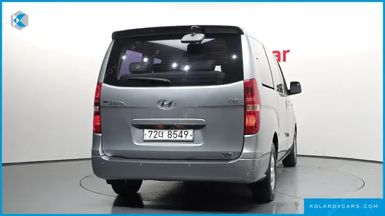HYUNDAI STAREX 11-SEATER WAGON