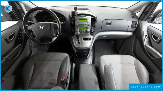 HYUNDAI STAREX 11-SEATER WAGON