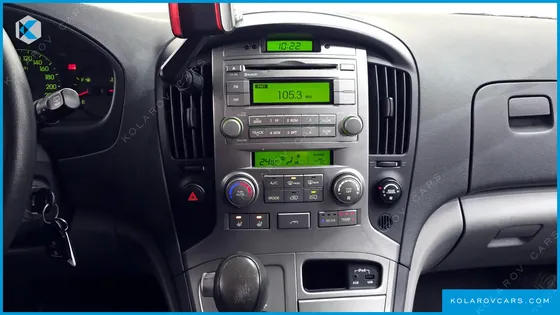HYUNDAI STAREX 11-SEATER WAGON