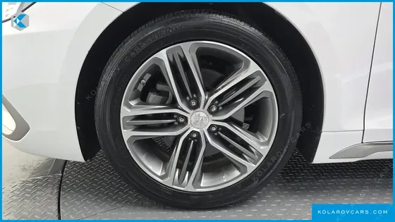 HYUNDAI GRANDEUR 3.0 EXCLUSIVE