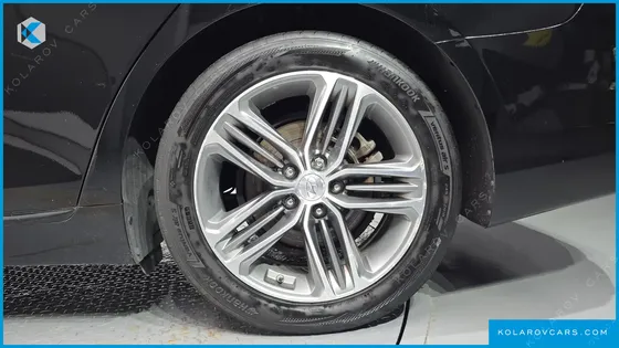 HYUNDAI GRANDEUR 3.0 LPI MODERN (RENTAL CAR)