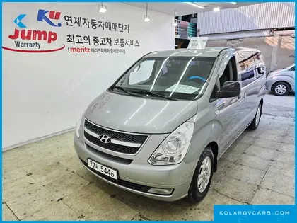 HYUNDAI STAREX 12-SEATER WAGON