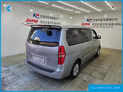 HYUNDAI STAREX 12-SEATER WAGON