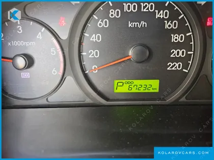 HYUNDAI STAREX 12-SEATER WAGON